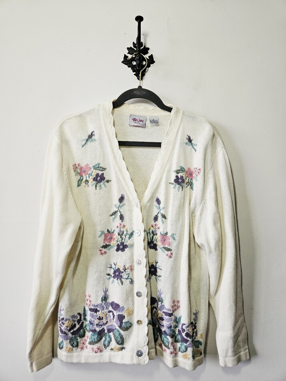 Vintage Tanjay Floral Cardigan Size M Sweater Mother Of Pearl Buttons - Picture 2 of 5